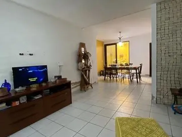 Imagem 14: Casa em Petrópolis com 229M2, 3/4