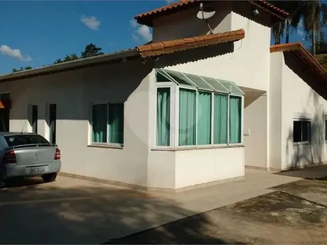 Imagem: Chácara de 3.600 M² com 03 Dormitórios