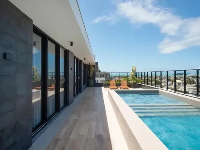 Imagem 1: Apartamento com Preço Especial em Jurerê Internacional