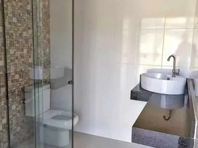 Imagem 3: Casa no Vale dos Cristais, 4 Suítes com 191M²