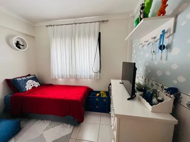 Imagem 4: Apartamento para Venda Possui 85 Metros Quadrados com 3 Quartos em Centro - Florianópolis