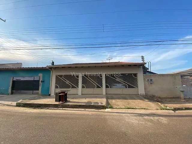 Imagem: Cód. 755 - Casa, 03 Dormitórios, Zona