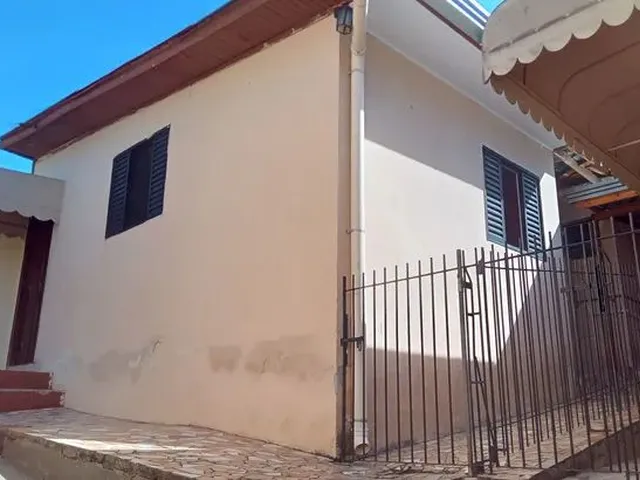 Imagem: Alugo Casa Abranches