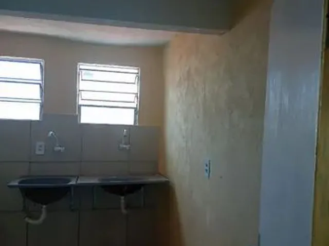 Imagem 1: Kitinetes Próximo Ordones Parquelandia Sem Caucao