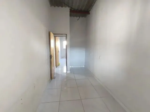 Imagem 7: Alugo Casa com 2 Quartos, Garagem em Nova Carapina !