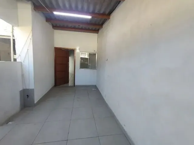 Imagem 10: Alugo Casa com 2 Quartos, Garagem em Nova Carapina !
