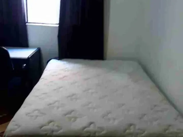 Imagem: Alugo Quarto com Banheiro a 900 Mts Antes
