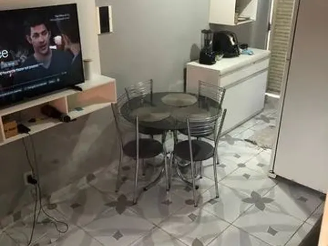 Imagem: A casa possui 2 Dormitórios, 1 Banheiro, 1 Vaga na garagem