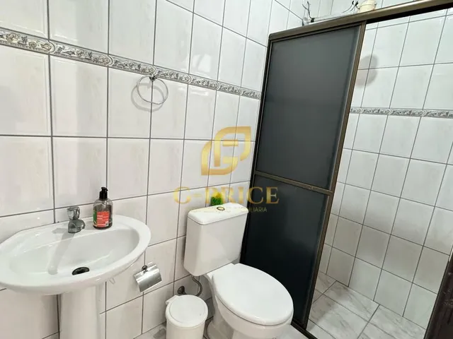 Imagem 7: Ampla casa com quintal e edícula apenas 250m do mar
