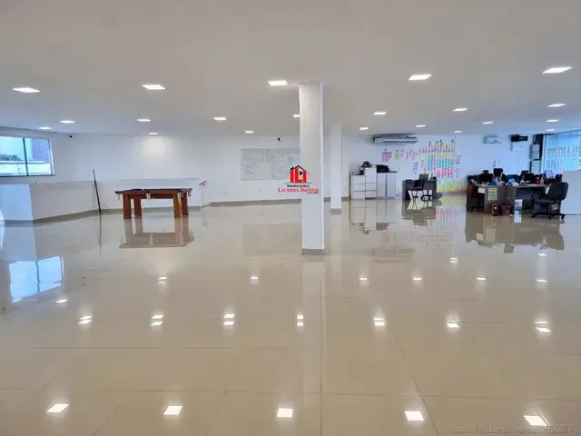 Imagem 5: Imovel Comercial na Constantino Nery (Todo Predio