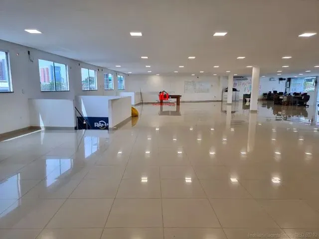 Imagem 6: Imovel Comercial na Constantino Nery (Todo Predio