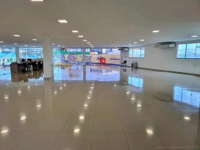 Imagem 2: Imovel Comercial na Constantino Nery (Todo Predio