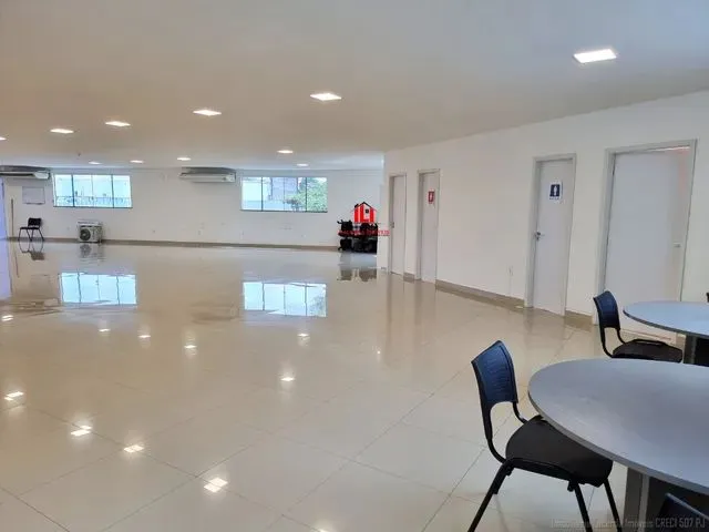 Imagem 9: Imovel Comercial na Constantino Nery (Todo Predio