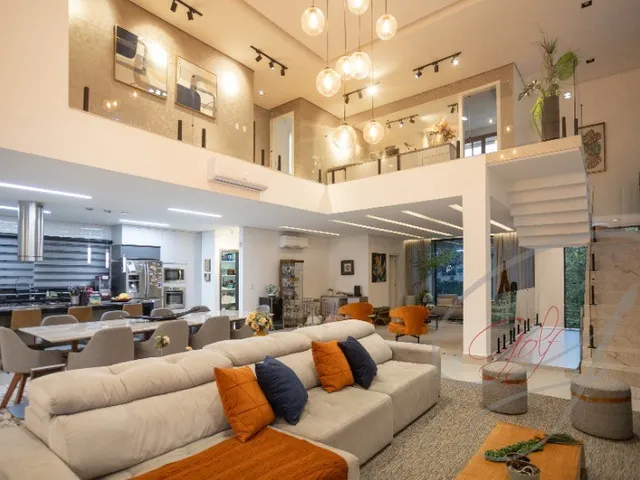 Imagem 15: Imperdível: Casa de Luxo com 4 Suítes e 6 Vagas no Parque dos Príncipes, São Paulo-SP