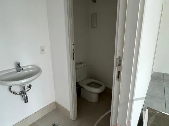 Imagem 12: Sala Comercial À Venda no Centro de Osasco-Sp: com 2 Banheiros, 1 Vaga de Garagem, 36,45M² de Área