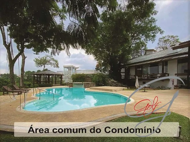 Imagem: A casa em condomínio possui 2 Dormitórios, 2 Suítes, 3