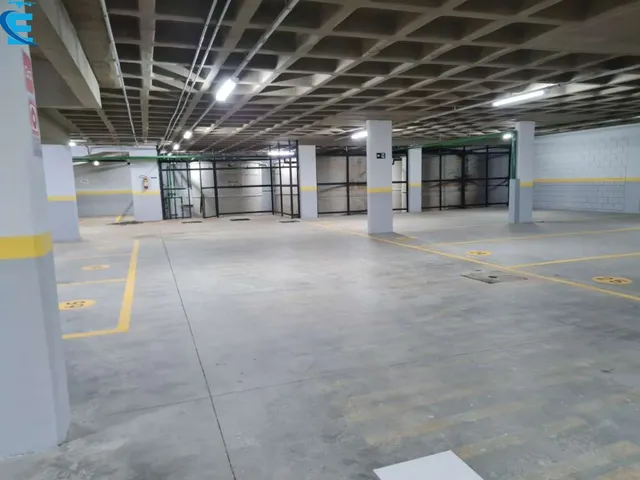 Imagem 16: Apto de 3/4 com 95 m², sendo 1 suíte e 2 semi-suites. Varanda Ampla e duas vagas de