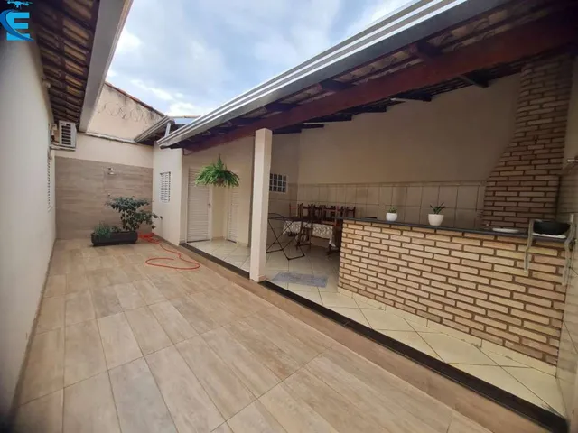 Imagem 12: Casa de 215 M², com 3/4 (1 Suíte), Cômodos Grandes e com Área Gourmet Completa