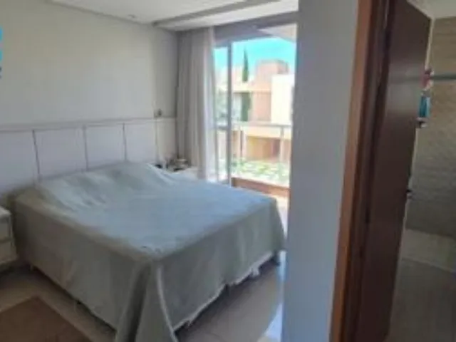 Imagem 4: Casa condomínio fechado, 3 suítes com varanda e ar condicionado em 2 suítes, sala 2