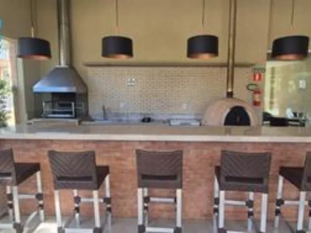 Imagem 5: Casa condomínio fechado, 3 suítes com varanda e ar condicionado em 2 suítes, sala 2