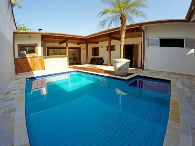 Imagem: Casa para Venda com 397 Metros Quadrados