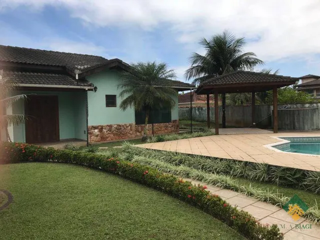 Imagem: Casa com 7 quartos, 480m², à venda em