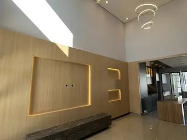 Imagem 5: Casa 3 Dormitórios para Venda em Maringá, Bom Jardim, 3 Dormitórios, 1 Suíte, 3