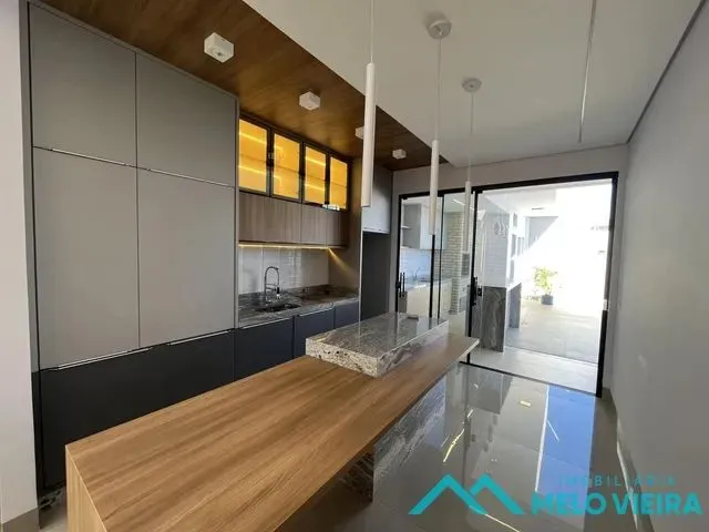 Imagem 3: Casa 3 Dormitórios para Venda em Maringá, Bom Jardim, 3 Dormitórios, 1 Suíte, 3