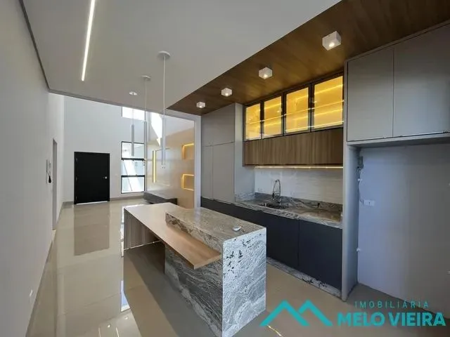 Imagem 14: Casa 3 Dormitórios para Venda em Maringá, Bom Jardim, 3 Dormitórios, 1 Suíte, 3