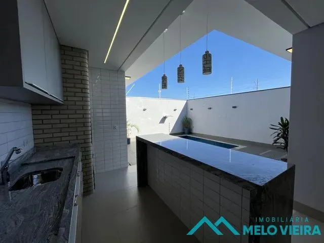 Imagem 2: Casa 3 Dormitórios para Venda em Maringá, Bom Jardim, 3 Dormitórios, 1 Suíte, 3
