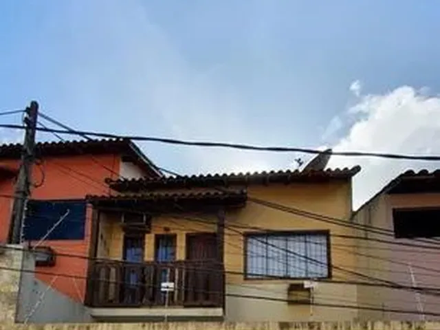 Imagem 2: Casa para Venda em Macaé, Riviera Fluminense, 3 Dormitórios, 1 Suíte, 2 Banheiros, 1