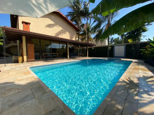 Imagem: Casa com 5 Dormitórios À Venda, 346 M²