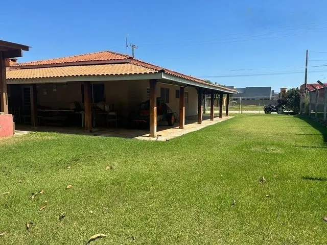 Imagem: Casa com 3 Dormitórios À Venda, 201 M²