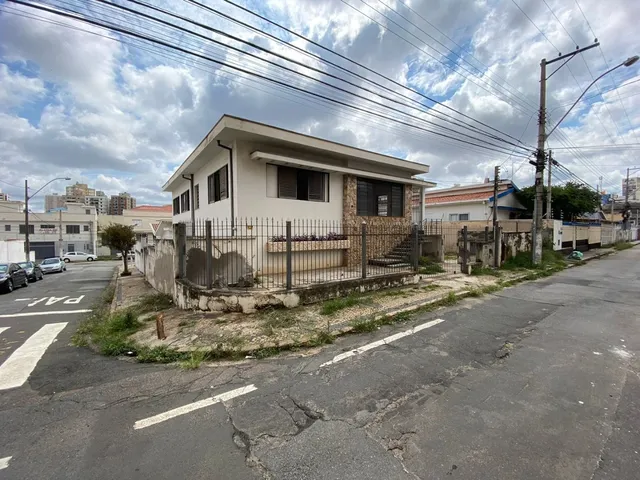 Imagem: Casa com 5 Dormitórios À Venda, 261 M²