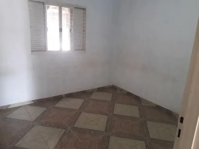 Imagem: 3 Cômodos com Água e Luz Incluso