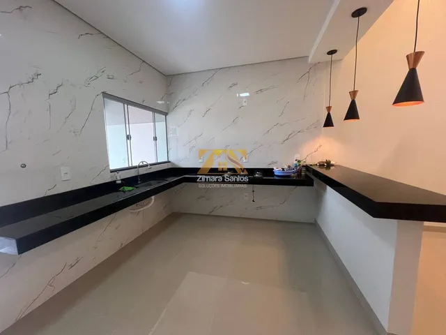 Imagem: Casa com 3 Quartos à Venda, Plano Diretor