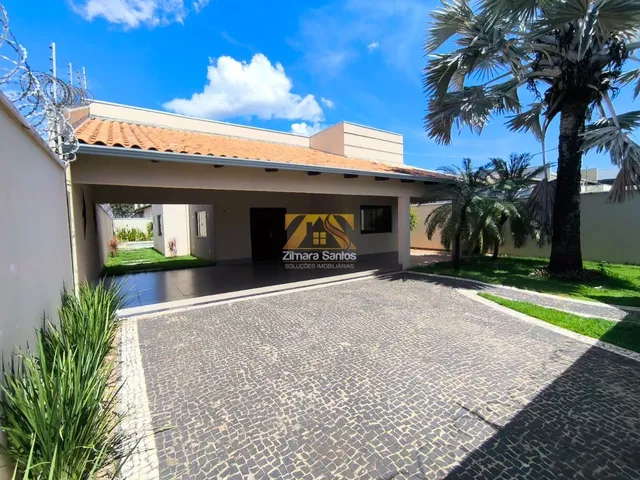 Imagem: Casa com 3 Quartos à Venda, Plano Diretor