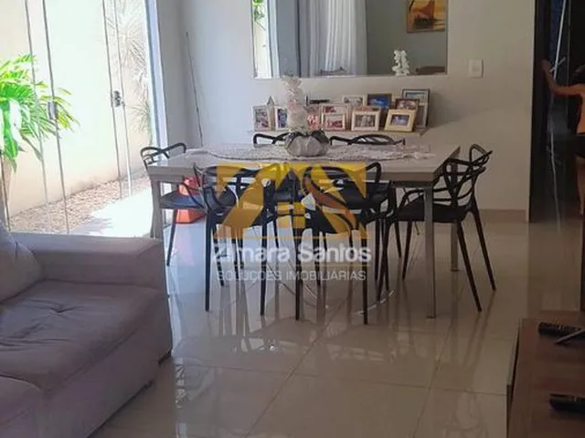 Imagem: Casa com 3 Quartos à Venda, Plano Diretor