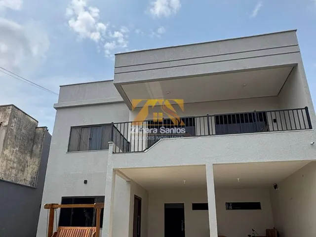 Imagem: Sobrado com 4 Quartos à Venda, Plano Diretor