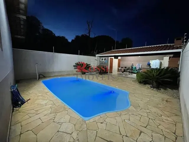 Imagem: Linda Casa para Venda com Área de Lazer