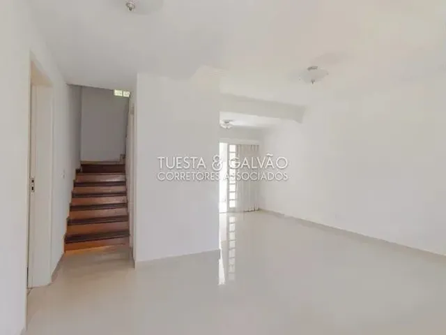 Imagem: Casa 3 Quartos, 2 Vagas, Espaço Fundos