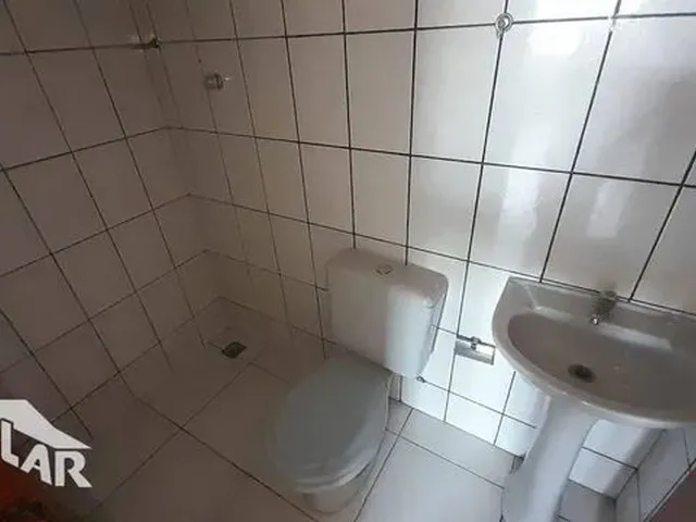 Imagem 2: Kitnet com 1 Dormitório para Alugar, 40 M² por R$ 590,00/Mês - Retiro - Volta