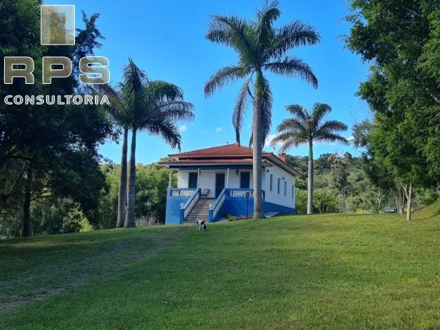 Imagem 9: Excelente sítio com 96.800 m² , muita área verde Casa com 4 dormitórios 03 Banheiros