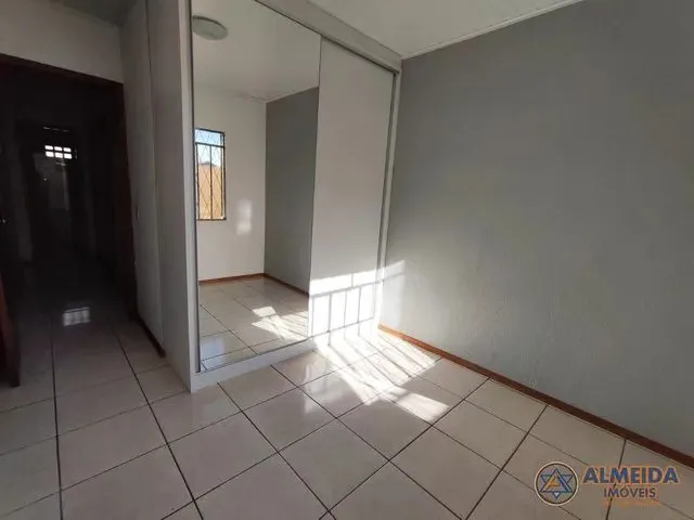 Imagem 14: Casa Semi Mobiliada com 03 Quartos no Bairro Alto Alegre