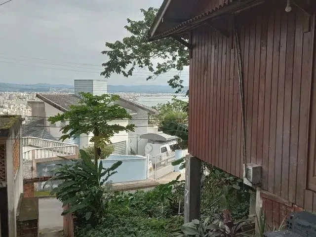 Imagem: Procuro Rapaz pra Dividir Casa Centro