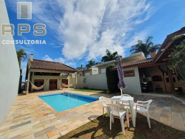 Imagem 6: Casa a Venda Ou Locação em Atibaia , 04 Suites , 01 com Closet, Cozinha com Despensa, Área Gourmet com Piscina , Garagem