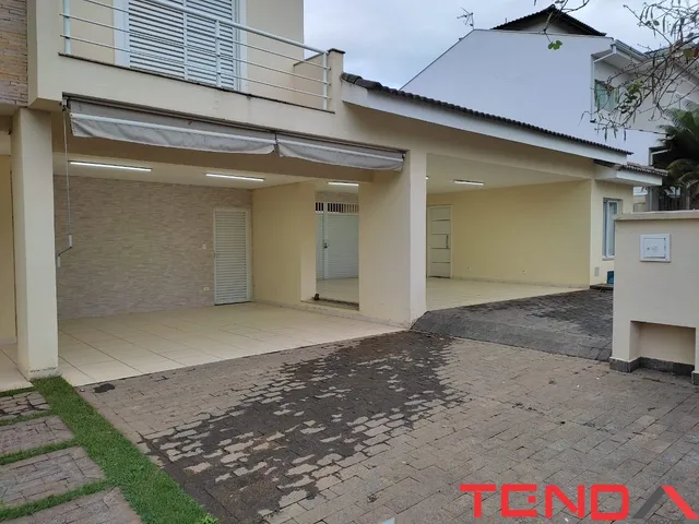 Imagem: A casa em condomínio possui 3 Dormitórios, 1 Suíte, 4