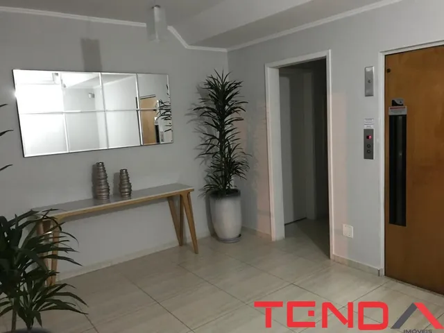 Imagem: O apartamento possui 3 Dormitórios, 1 Suíte, 2 Banheiros,