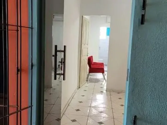 Imagem: Alugo Salas na Augusto Montenegro