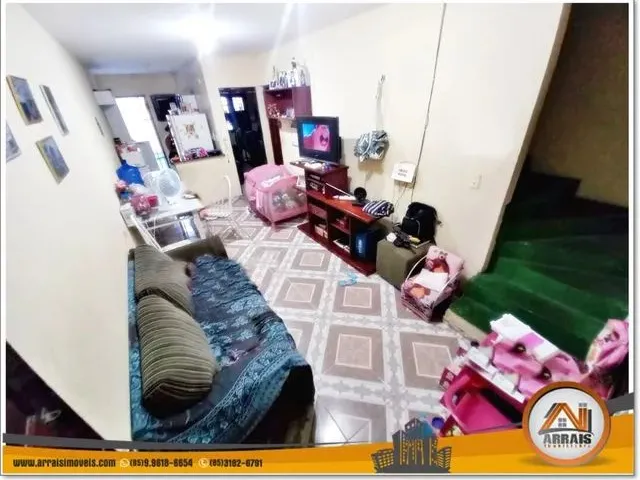 Imagem 2: Casa com 3 Dormitórios À Venda, 180 M² por R$ 220.000,00 - Parque Dois Irmãos